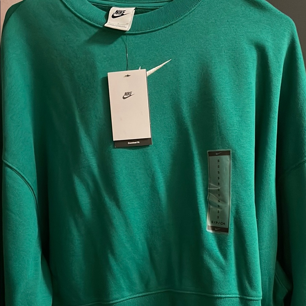 Nike Teal Crewneck Sweatshirt. This includes the pants in size extra small.